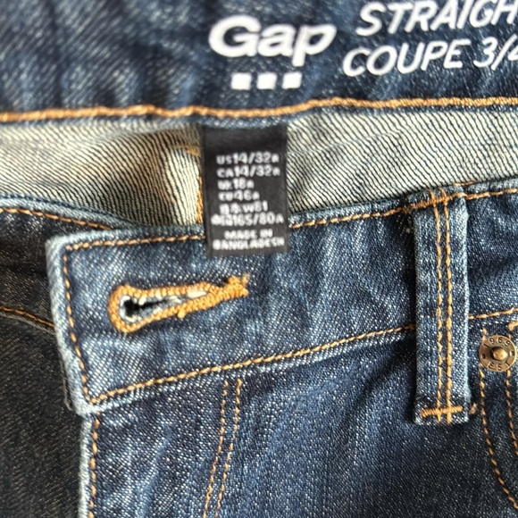 NWOT GAP Straight Crop Coupe 3/4 Droite -14 - Picture 3 of 4
